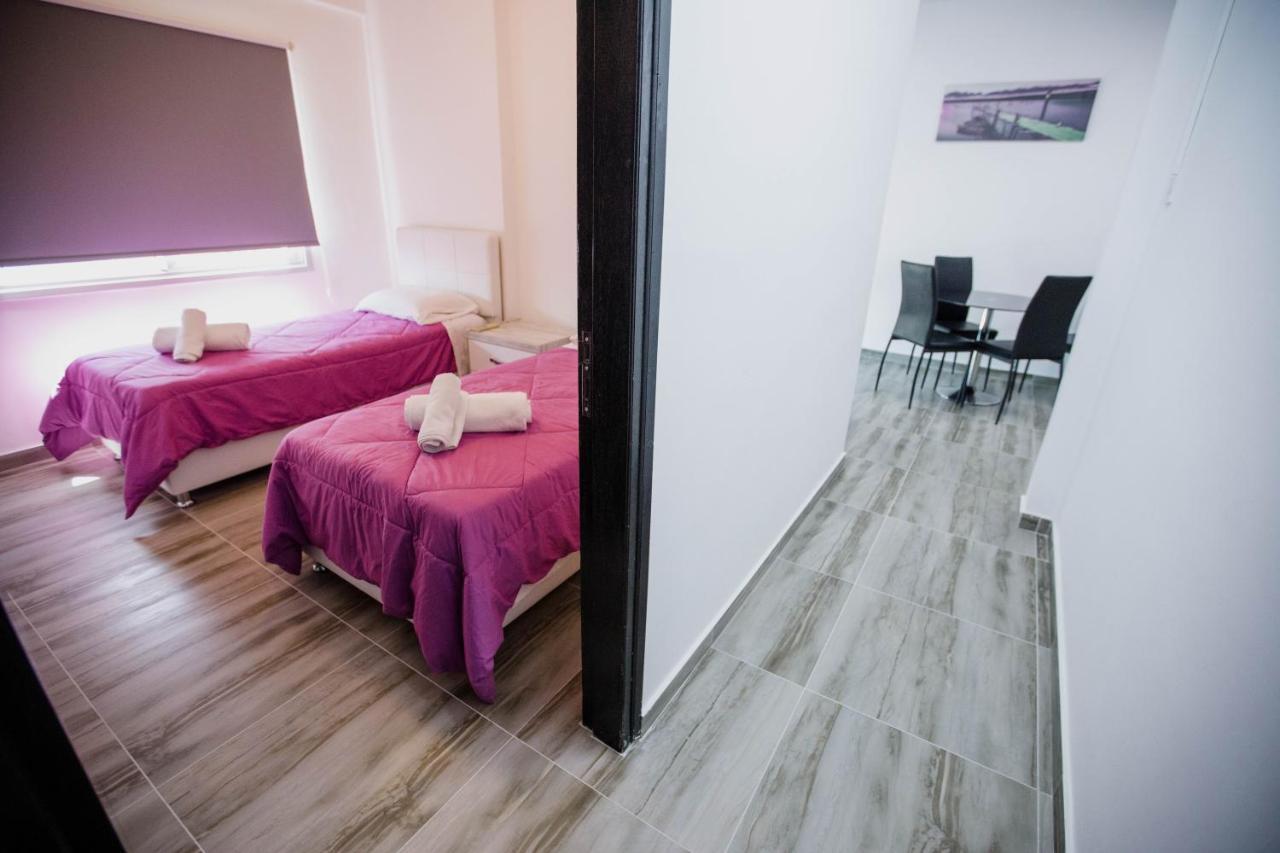 Twins Apartments Kato Pyrgos Exterior foto